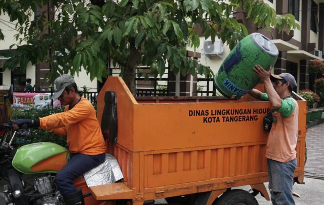 
Dear Pemilik Restoran dan Rumah Makan, Segini Tarif Retribusi Sampah di Kota Tangerang