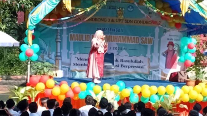 
					Peringatan Maulid Nabi Muhammad SAW di SDN Gondrong 3 dan 7 Berlangsung Meriah