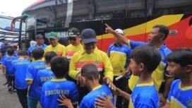 Walikota Tangerang, Sachrudin, melepas anak anak Forsskot KU-8 & 10 
