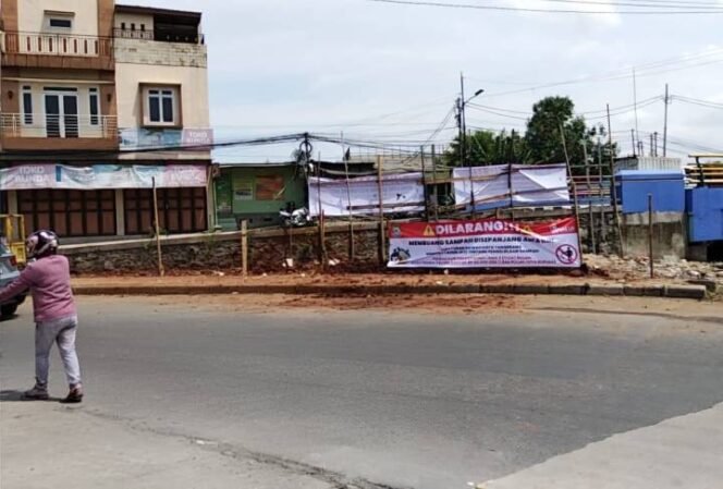 
					Ganggu Estetika, TPS Liar Tekukan Buah Jurumudi Baru Dibongkar