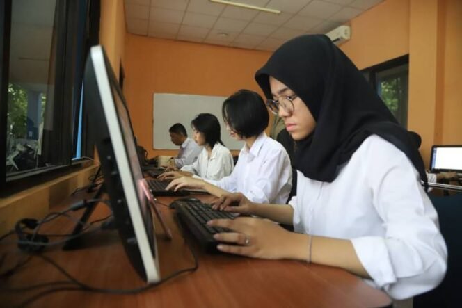 
					BLK Kota Tangerang Buka Pelatihan AI Gratis, Pendaftaran Dibuka hingga 28 Januari