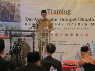 Wakil Walikota Tangerang, H. Maryono, saat memberikan arahan kepada 20 peserta Training Dai Ambassador Dompet Dhuafa 
