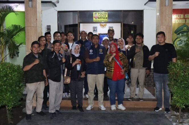 
					Polres Metro Jakarta Barat dirikan 34 Pos Pantau Ramdhan di Delapan Wilayah Kecamatan 