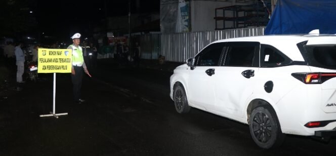 
					Guna Meminimalisir Kriminalitas, Polres Metro Tangerang Kota Menggelar Razia Dini Hari Di Sejumlah Titik Rawan Kejahatan 