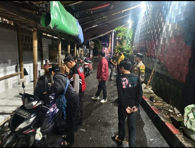 
					Lagi Nongkrong Datang Patroli, Pria di Tanah Tinggi Kedapatan Simpan Ganja
